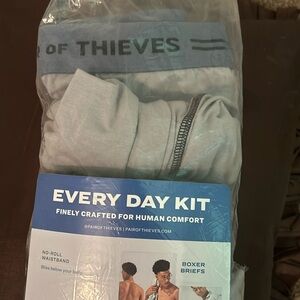 Pair of Thieves 4 pack men’s underwear.  Medium.